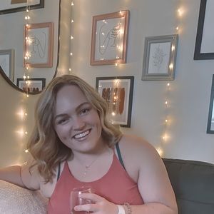 Meet your Posher, Mallory